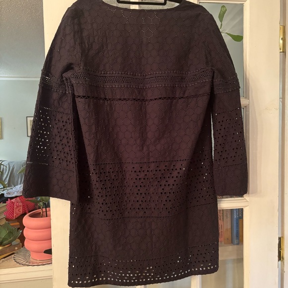 Vineyard Vines Black Eyelet Shift Dress - Picture 5 of 6